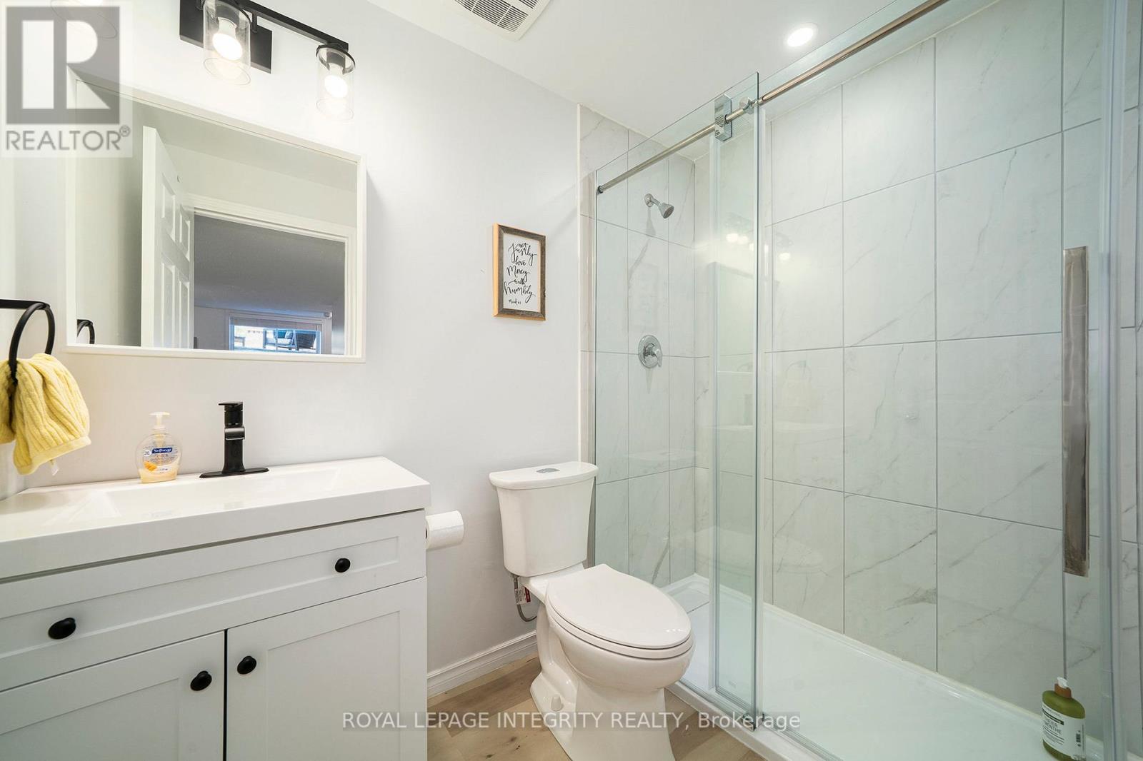 19 Riddell Street, Carleton Place, Ontario  K7C 0J5 - Photo 15 - X12444334