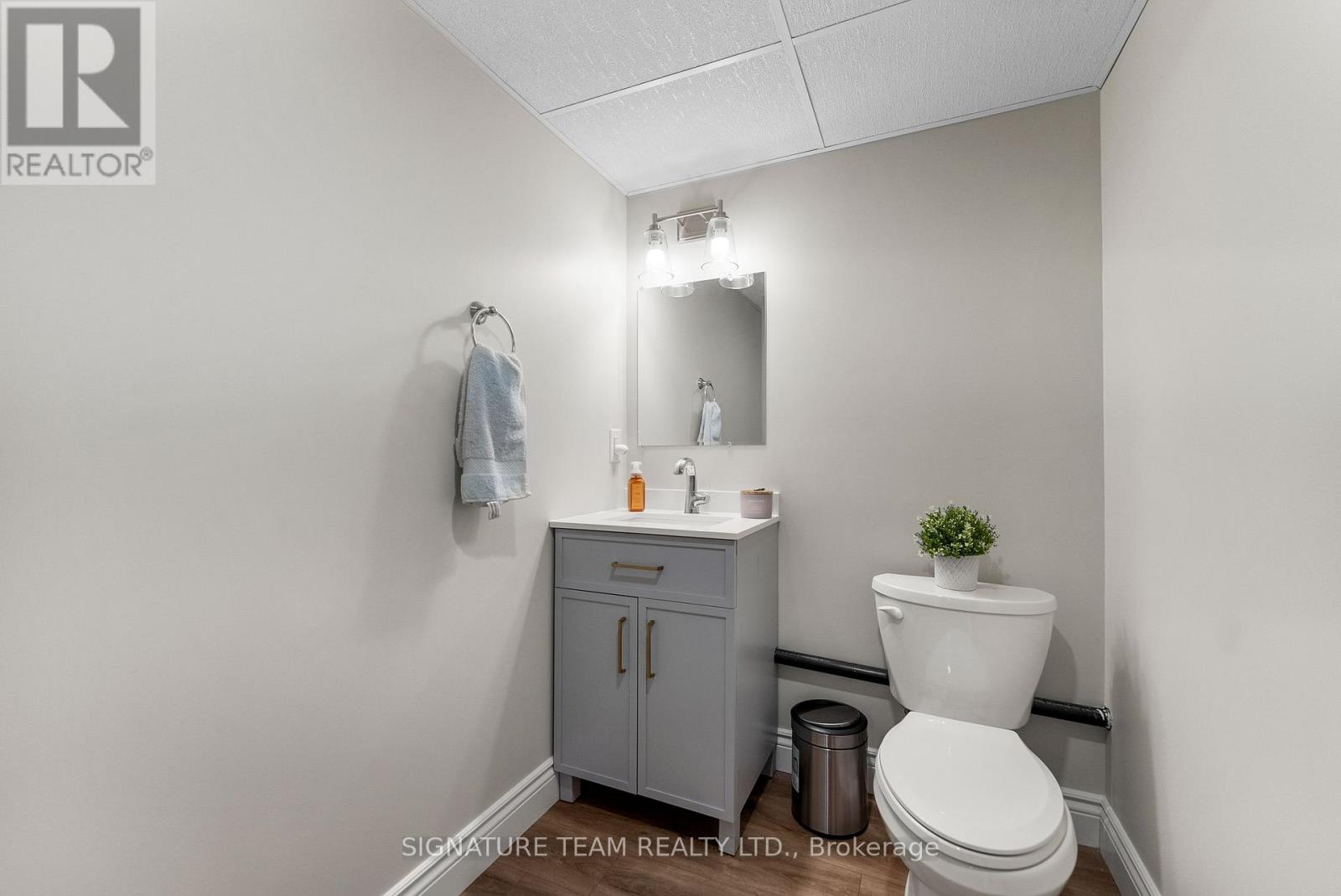 47 Sunrise Road, Killaloe, Ontario  K0J 2J0 - Photo 14 - X12444336