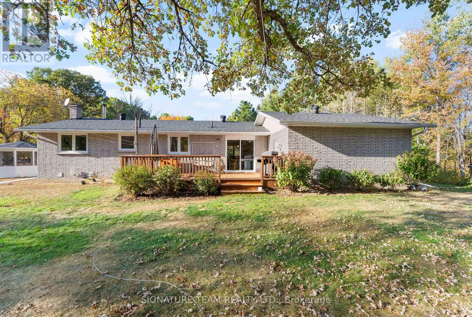 47 Sunrise Road, Killaloe, Ontario  K0J 2J0 - Photo 18 - X12444336