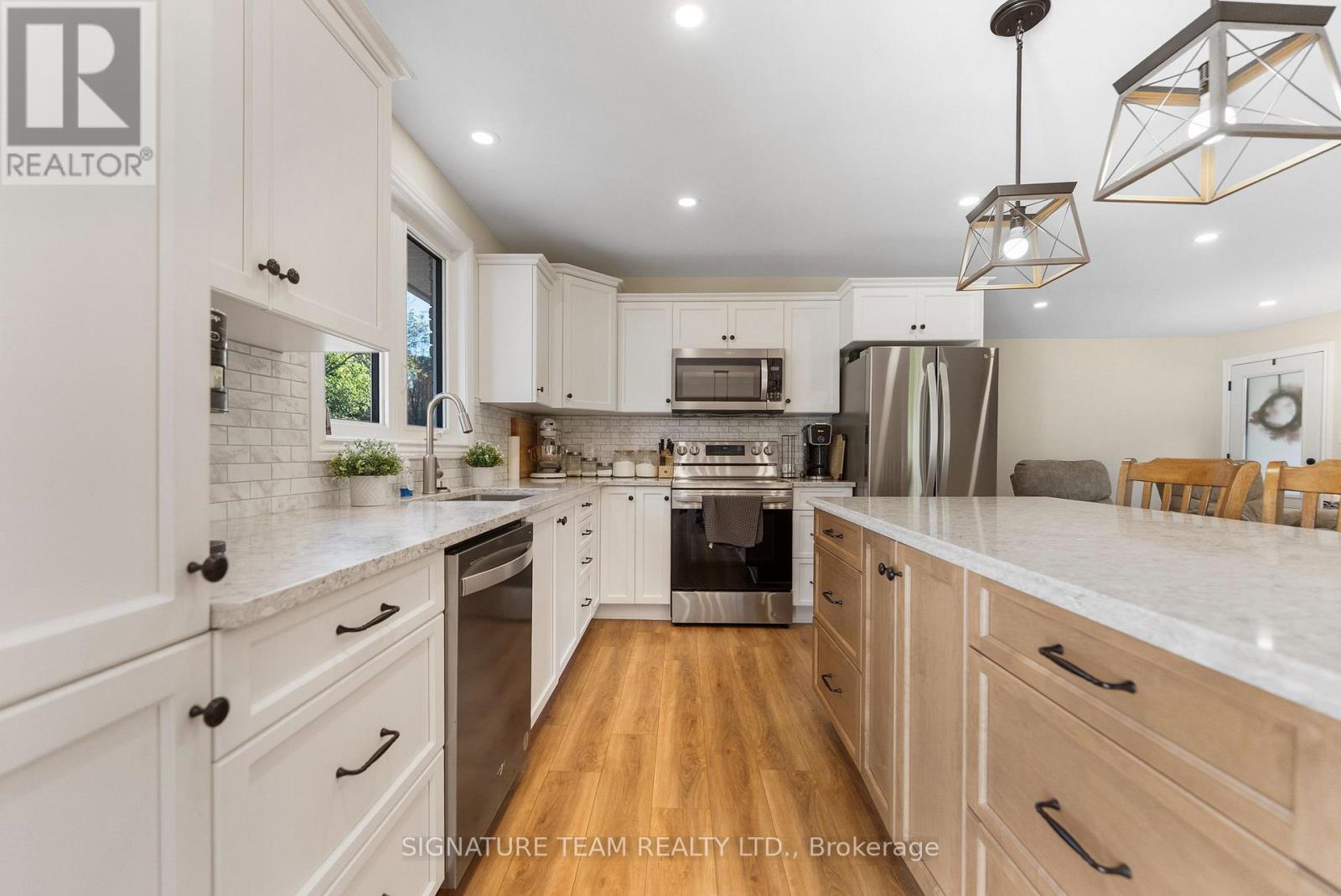 47 Sunrise Road, Killaloe, Ontario  K0J 2J0 - Photo 2 - X12444336