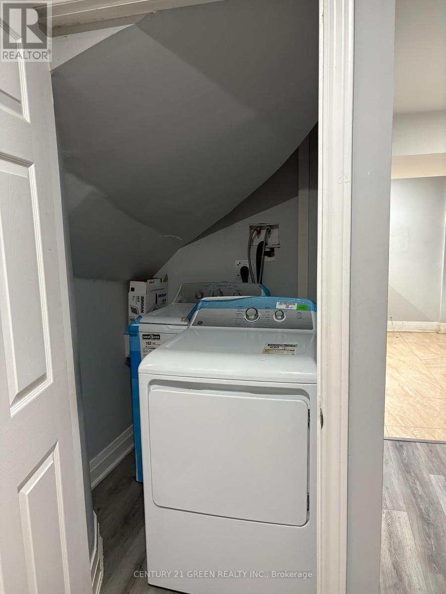 Basement - 52 Moffatt Avenue, Brampton, Ontario  L6Y 2M8 - Photo 13 - W12335279