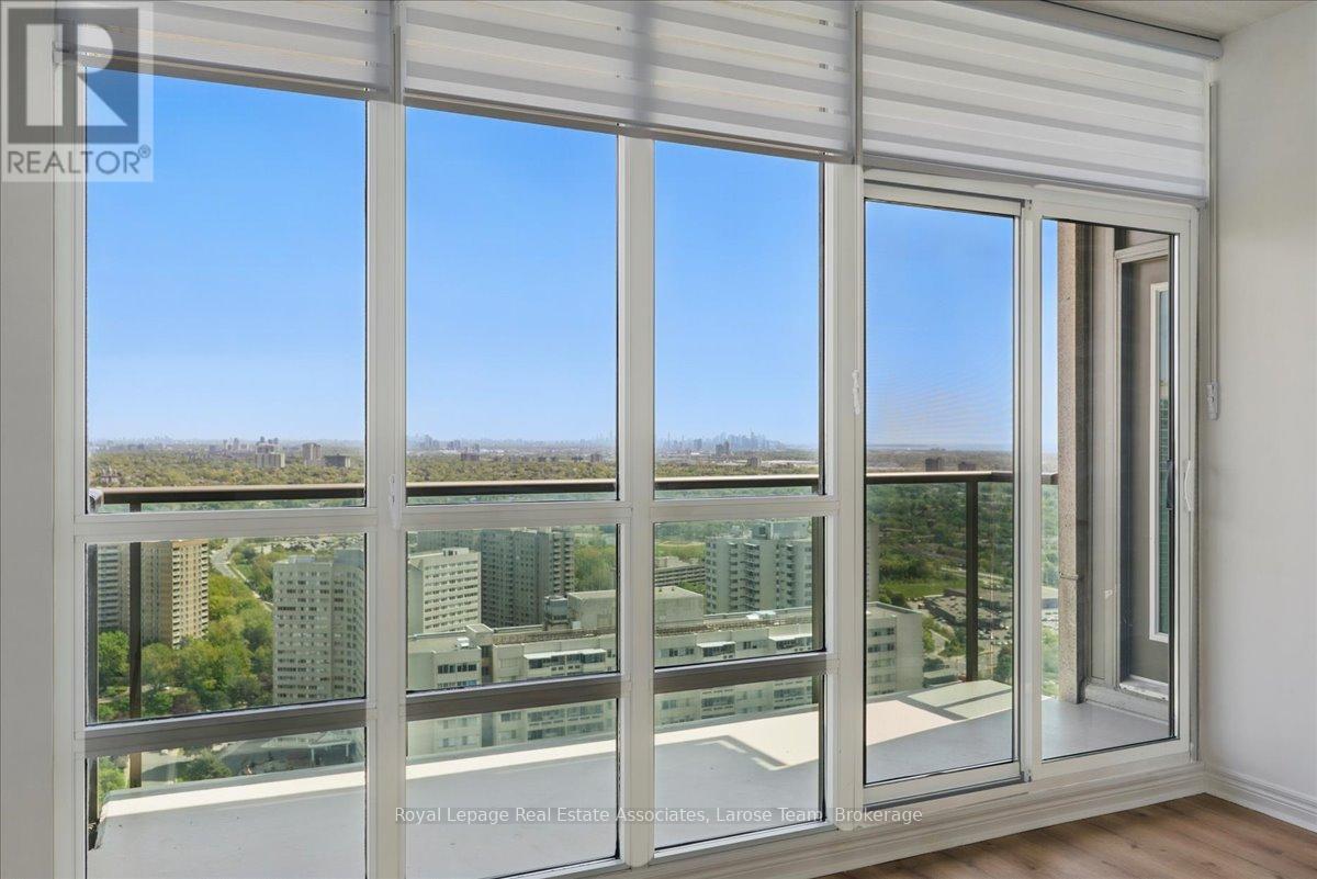 3701 - 208 Enfield Place, Mississauga, Ontario  L5B 0G8 - Photo 19 - W12437754