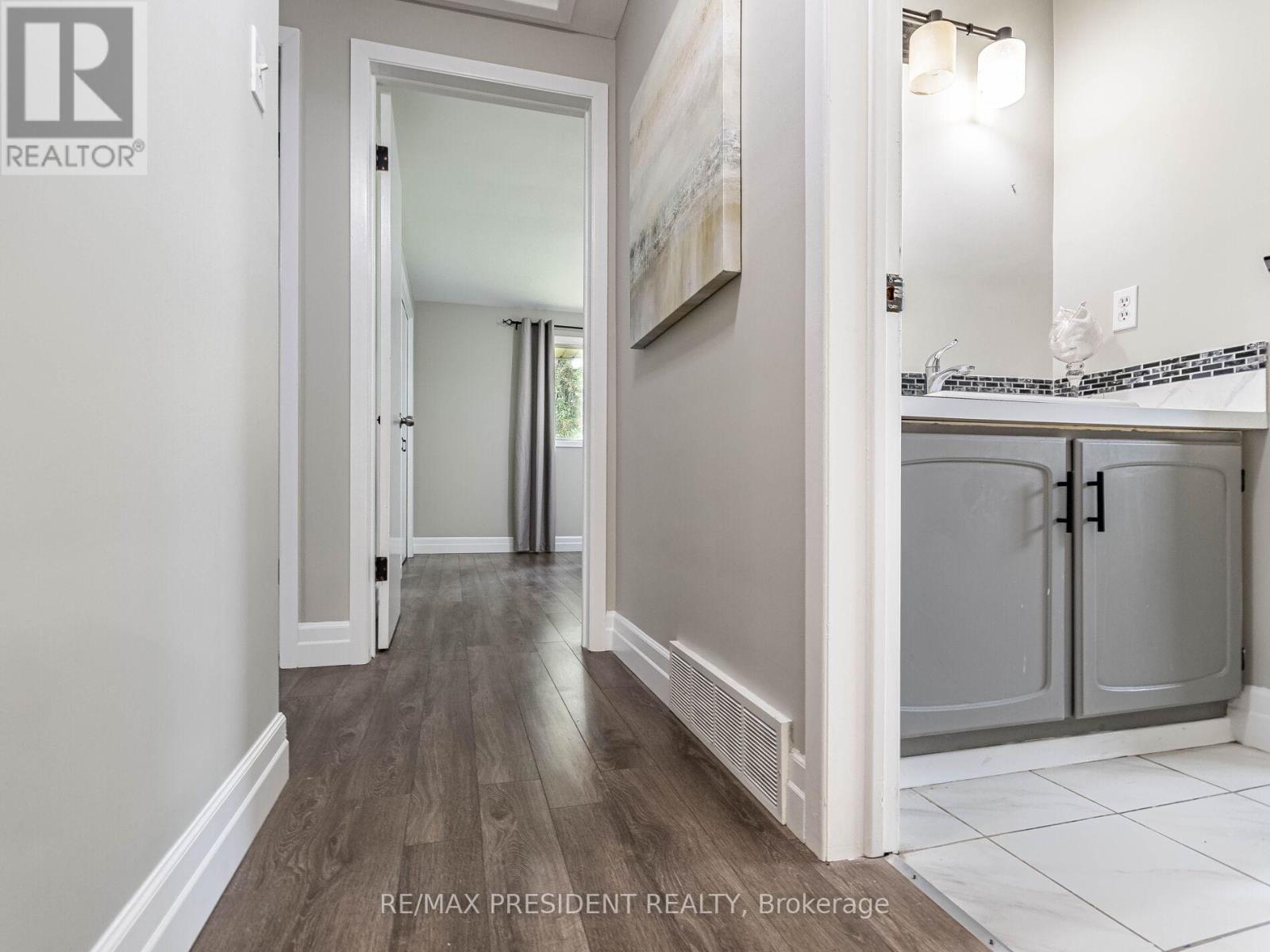 197 Blair Road, Cambridge, Ontario  N1S 2J7 - Photo 38 - X12398501