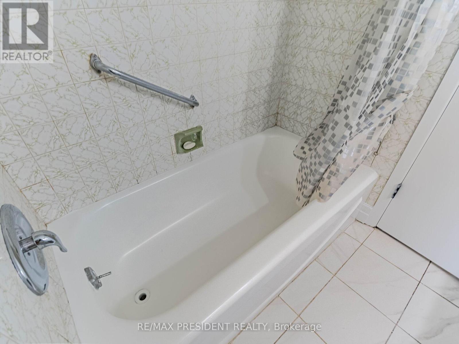 197 Blair Road, Cambridge, Ontario  N1S 2J7 - Photo 35 - X12398501
