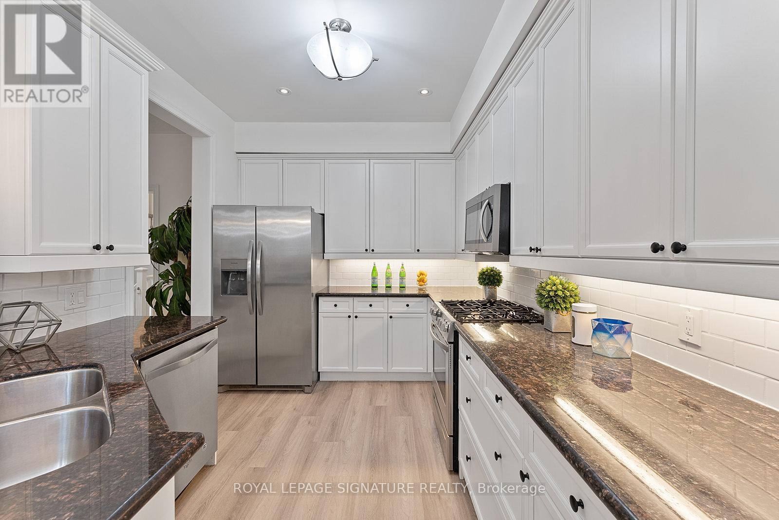 27 - 2410 Woodward Avenue, Burlington, Ontario  L7R 1T9 - Photo 12 - W12444161