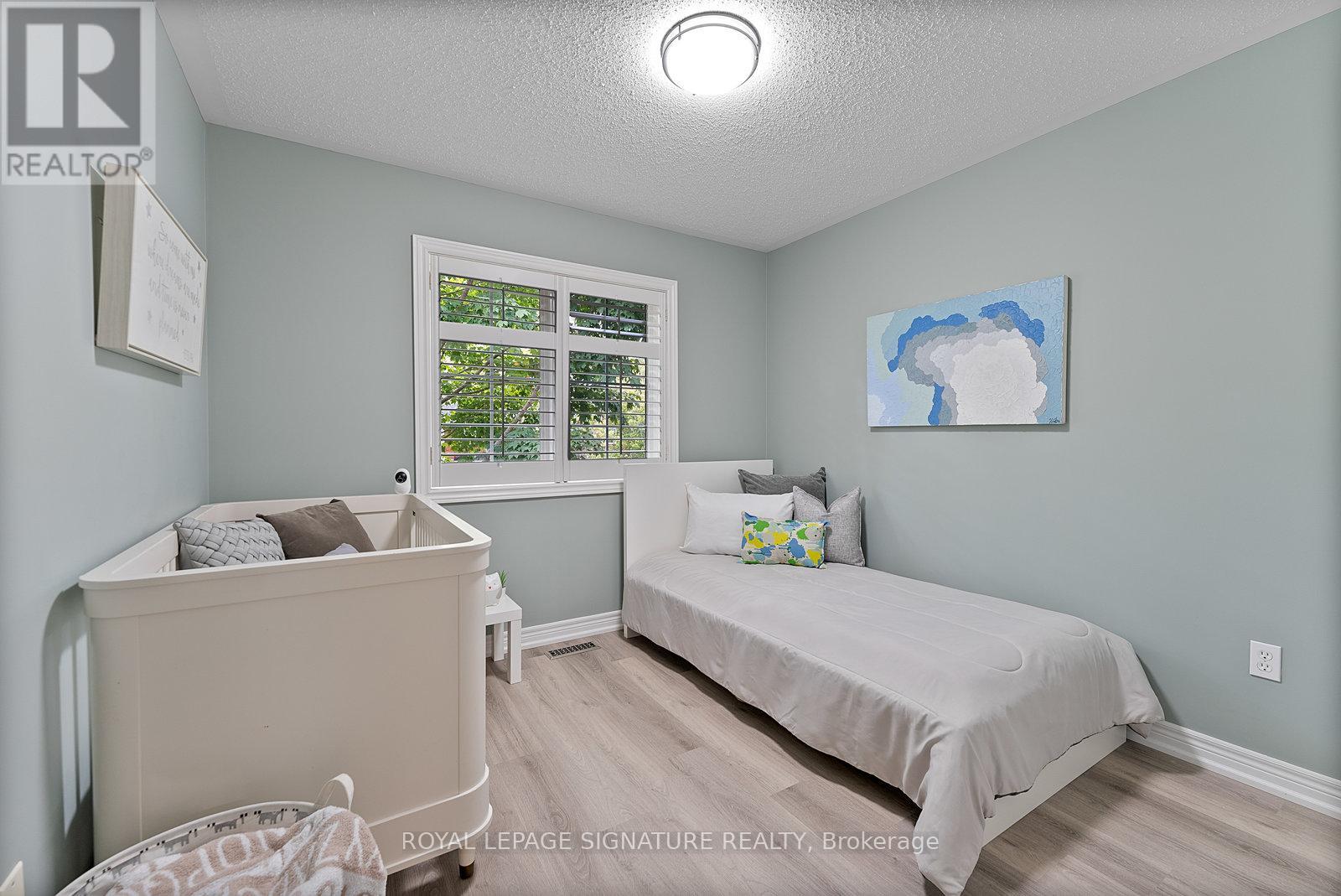 27 - 2410 Woodward Avenue, Burlington, Ontario  L7R 1T9 - Photo 32 - W12444161