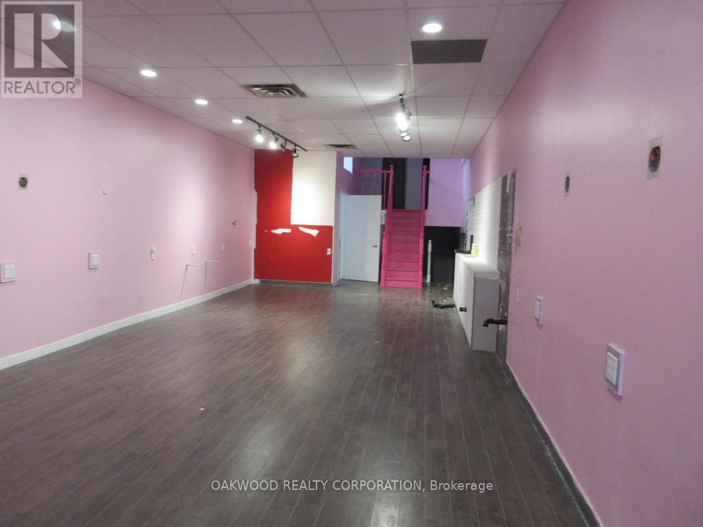 A - 47 Queen Street E, Brampton, Ontario  L6Y 1L9 - Photo 6 - W12444219