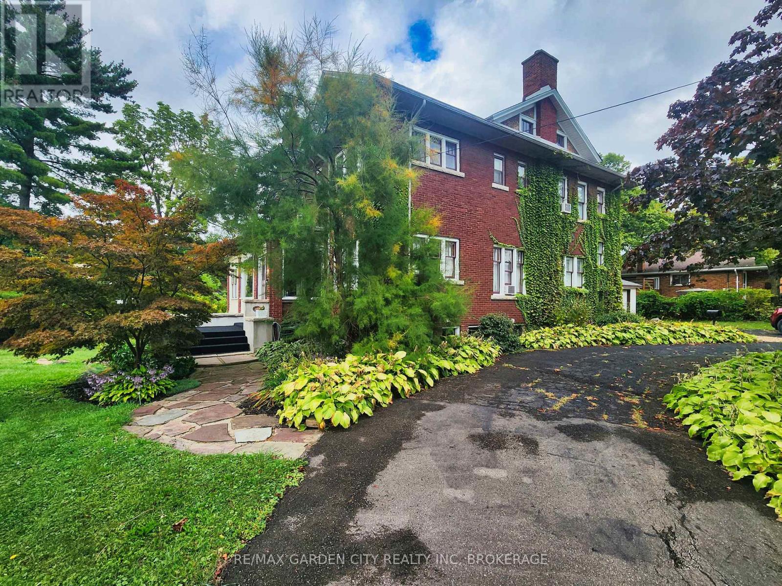 20 Evan Street, Welland (N. Welland), Ontario  L3B 3V4 - Photo 36 - X12444312