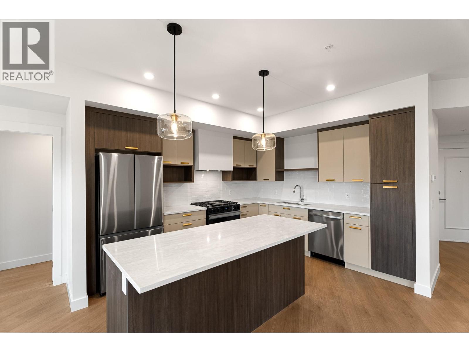 1844 Qu'appelle Boulevard Unit# 205, Kamloops, British Columbia  V2E 0E8 - Photo 2 - 10364462