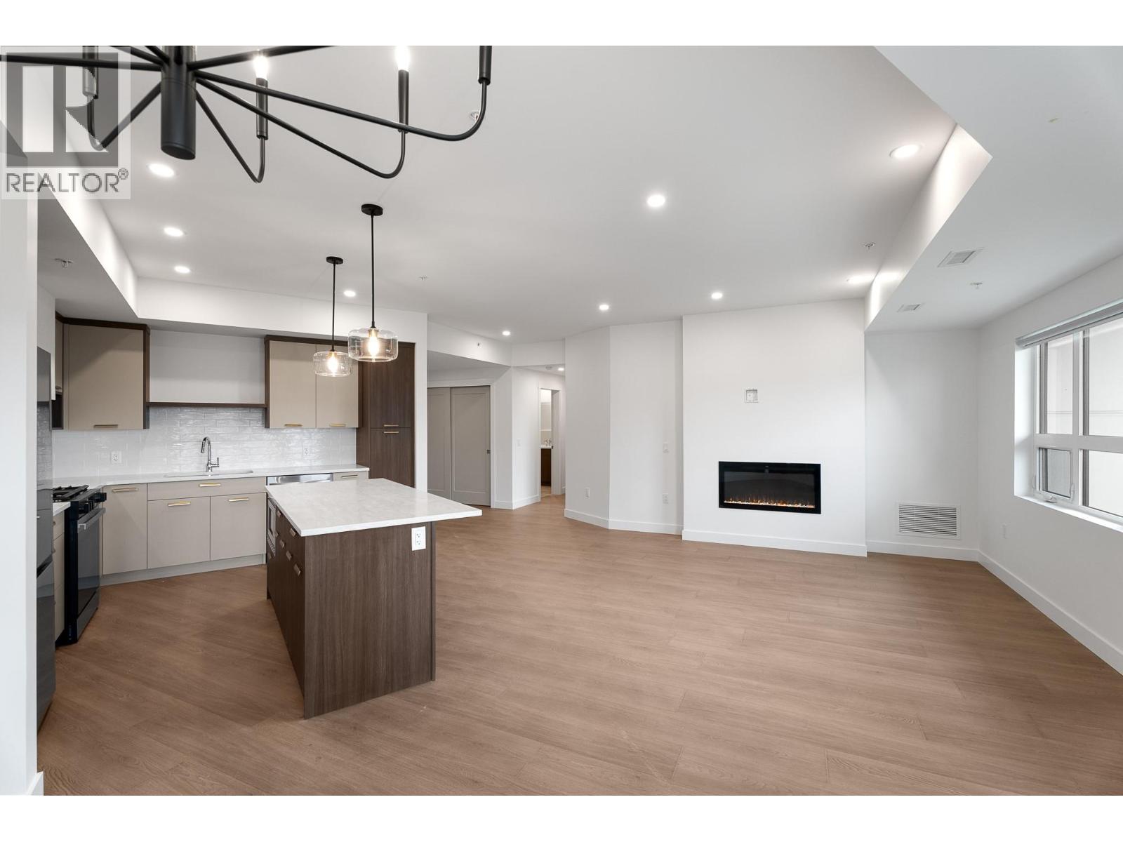1844 Qu'appelle Boulevard Unit# 205, Kamloops, British Columbia  V2E 0E8 - Photo 34 - 10364462