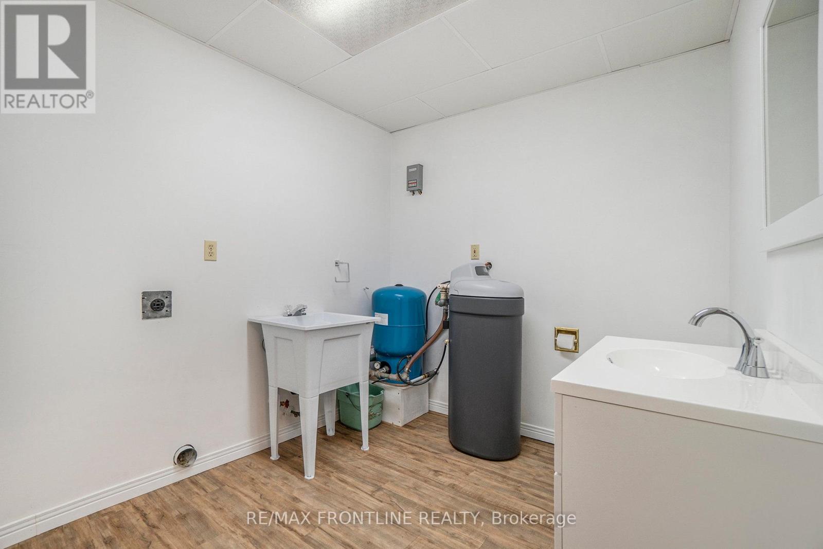 436 Miners Point Road, Tay Valley, Ontario  K7H 3C5 - Photo 23 - X12444291