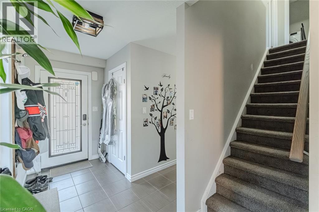 1384 Caen Avenue, Woodstock, Ontario  N4T 0J3 - Photo 3 - 40776342