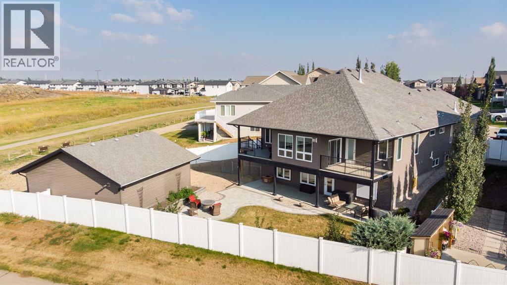 103 Morris Court, Blackfalds, Alberta  T4M 0B3 - Photo 2 - A2261776