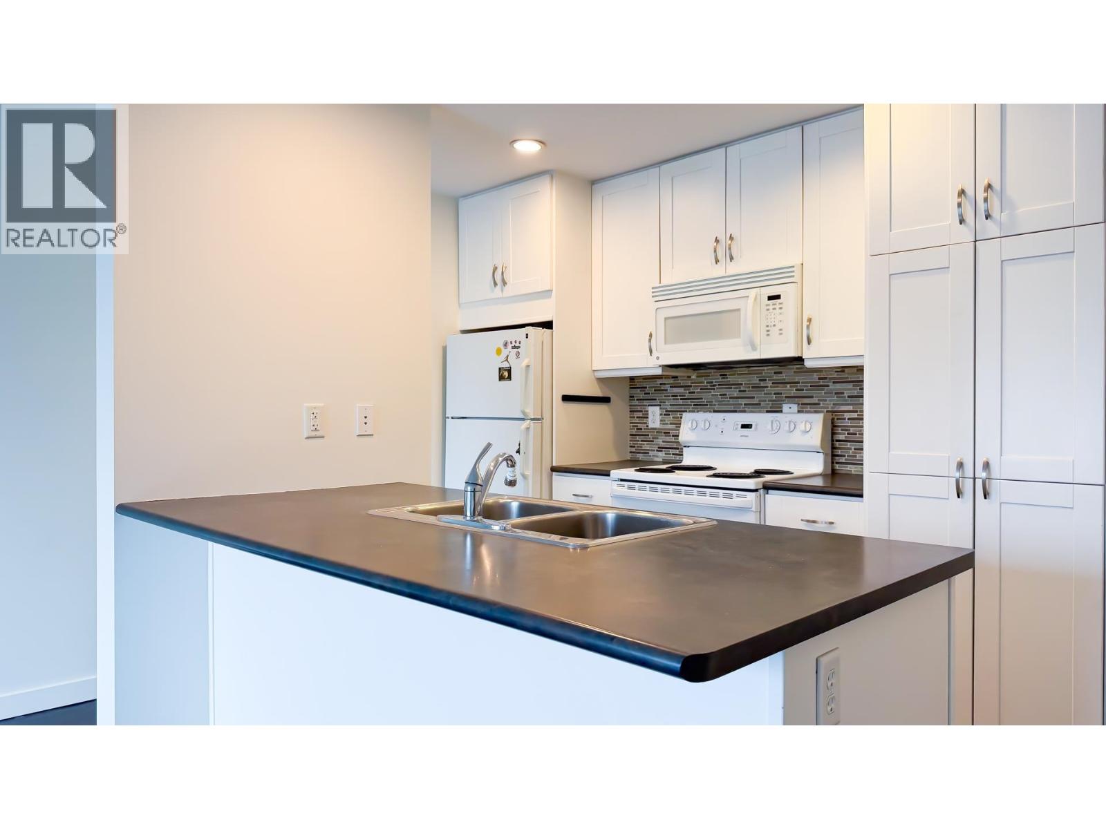 477 Powell Street, Vancouver, British Columbia  V6A 1G7 - Photo 9 - C8071032