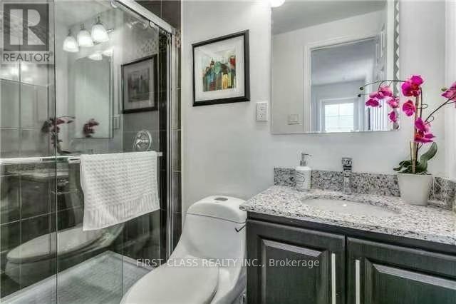 Upper - 9 Upton Crescent, Markham, Ontario  L3R 3T3 - Photo 13 - N12435842