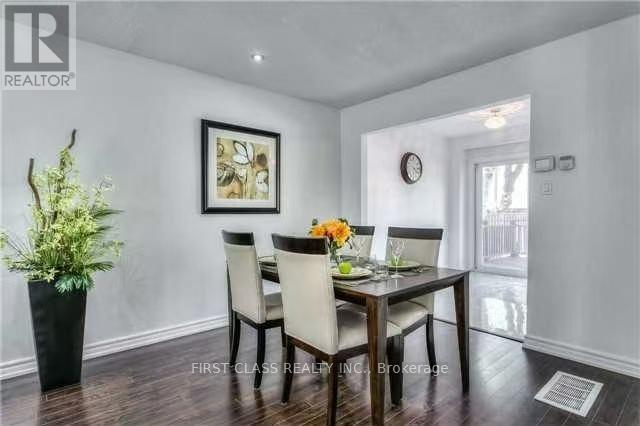 Upper - 9 Upton Crescent, Markham, Ontario  L3R 3T3 - Photo 3 - N12435842