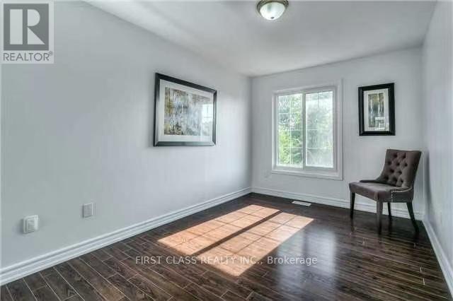 Upper - 9 Upton Crescent, Markham, Ontario  L3R 3T3 - Photo 10 - N12435842