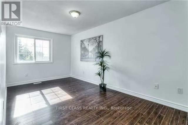 Upper - 9 Upton Crescent, Markham, Ontario  L3R 3T3 - Photo 12 - N12435842