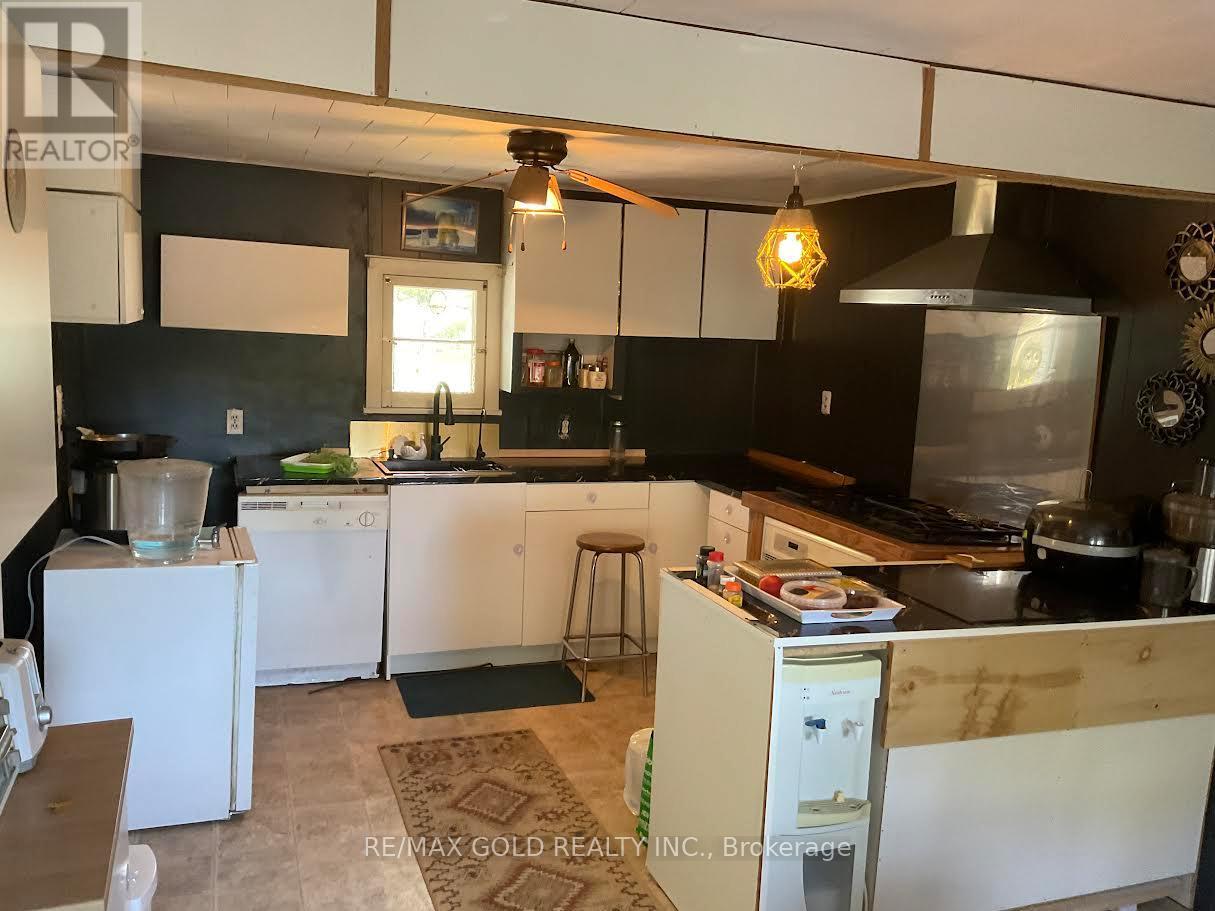 1608 Highway 59, Norfolk (Port Rowan), Ontario  N0E 1G0 - Photo 20 - X12444164