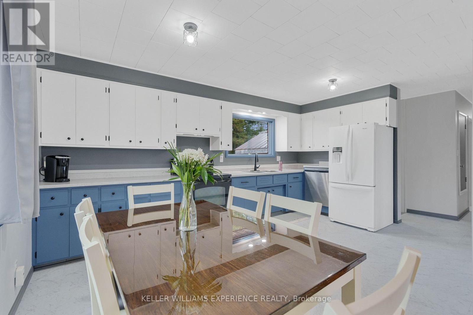 692 Forest Lake Road, Joly, Ontario  P0A 1Z0 - Photo 6 - X12444175