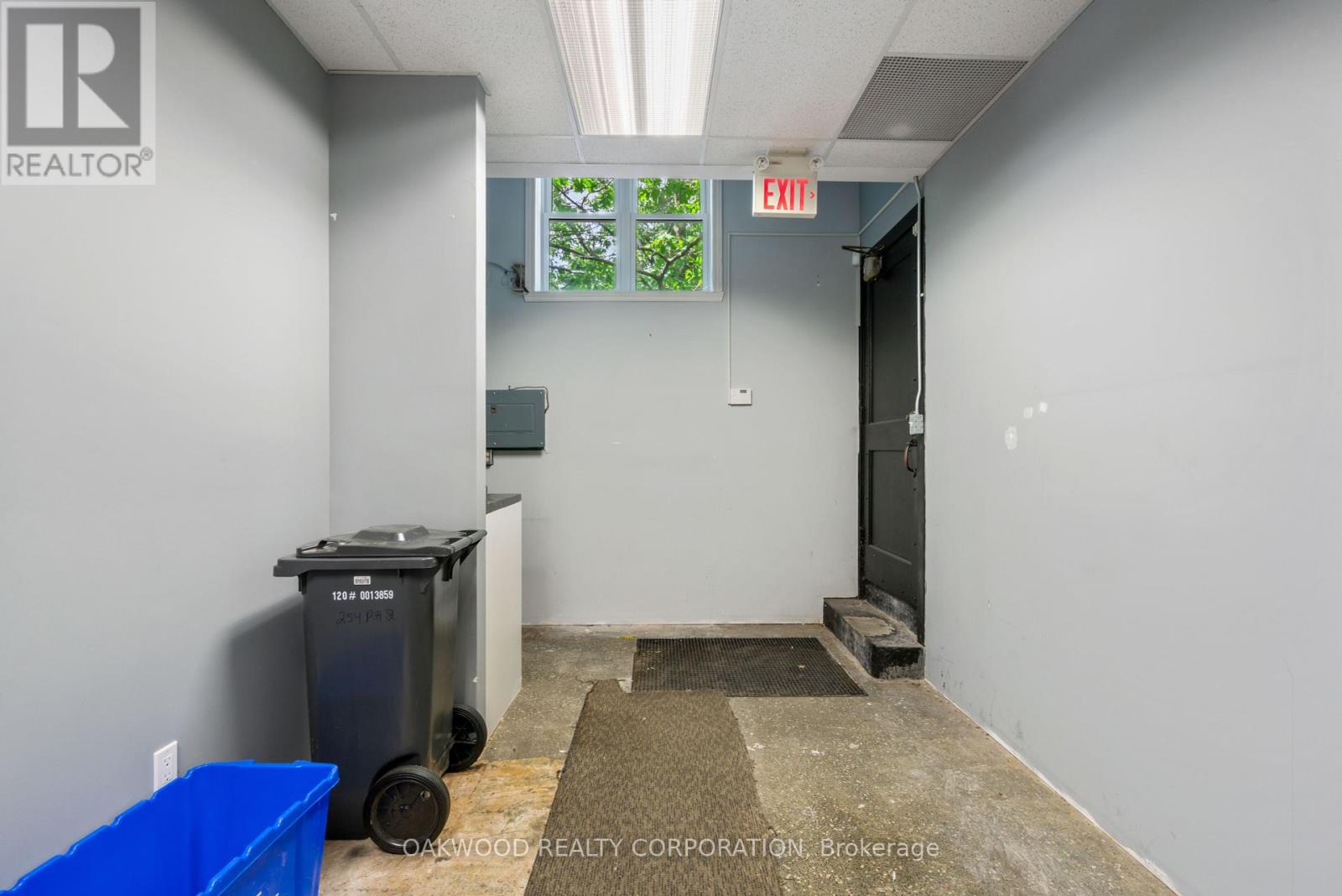 254 Pitt Street, Cornwall, Ontario  K6J 3P7 - Photo 15 - X12444179