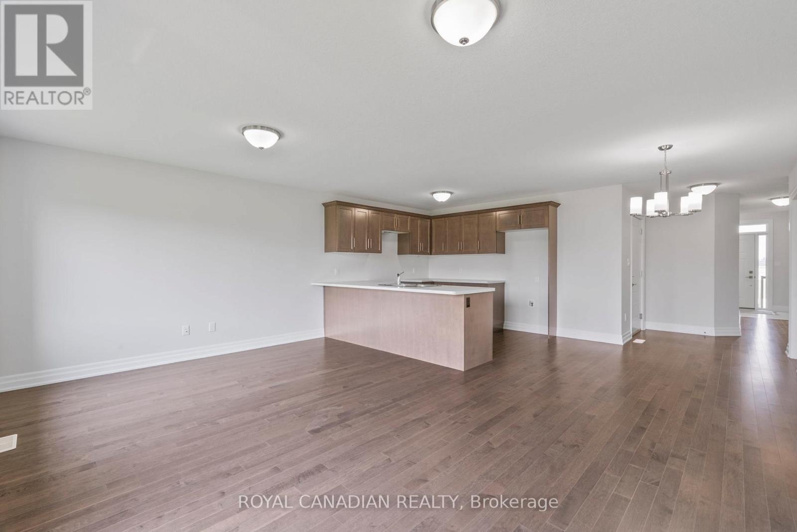380 Hawthorne Street, Saugeen Shores, Ontario  N0H 2C3 - Photo 26 - X12444188