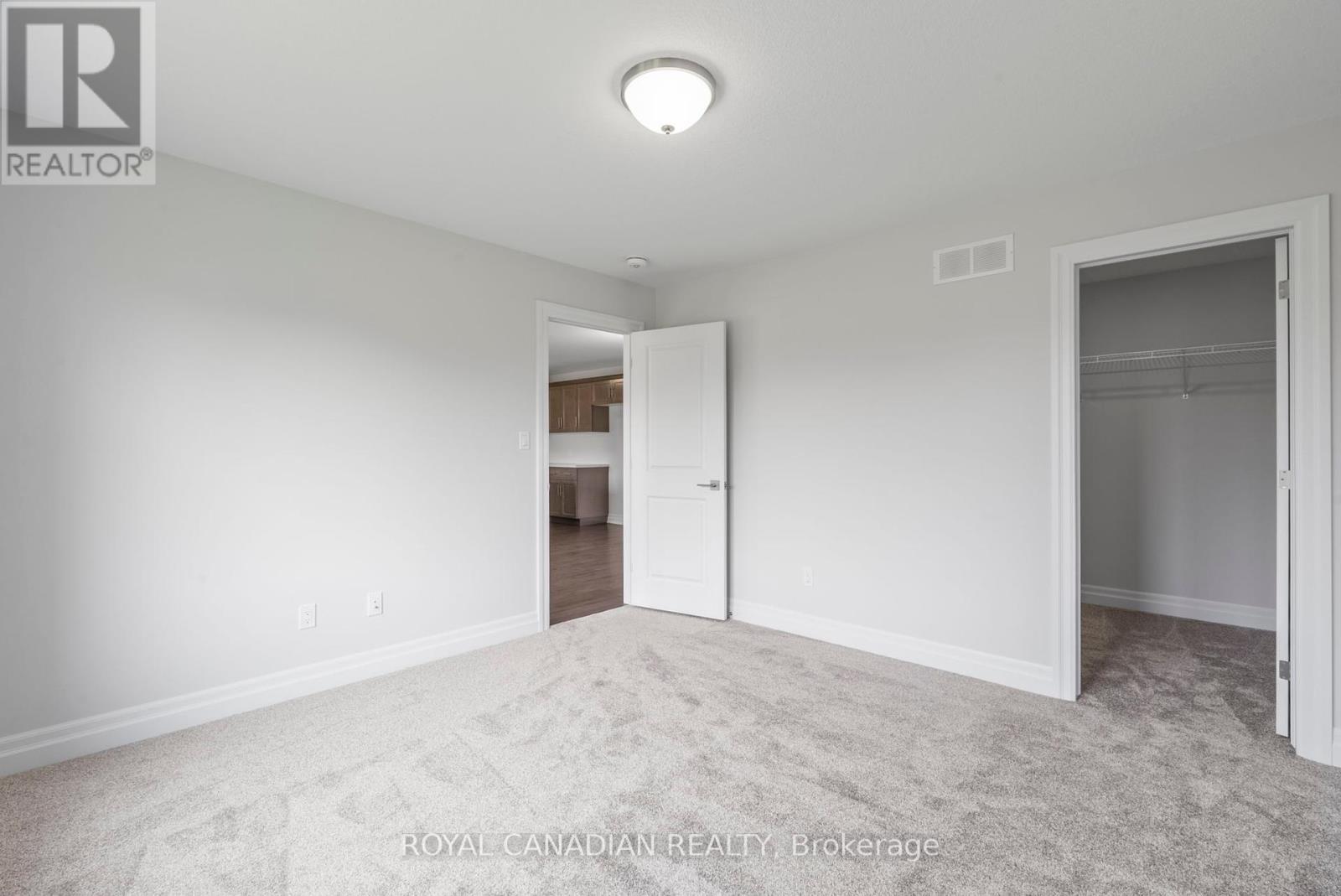 380 Hawthorne Street, Saugeen Shores, Ontario  N0H 2C3 - Photo 29 - X12444188