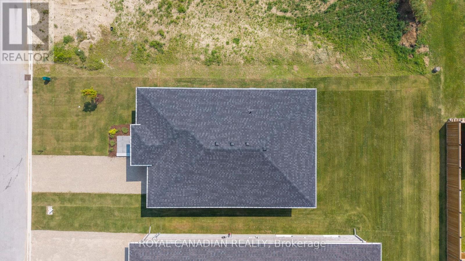 380 Hawthorne Street, Saugeen Shores, Ontario  N0H 2C3 - Photo 6 - X12444188