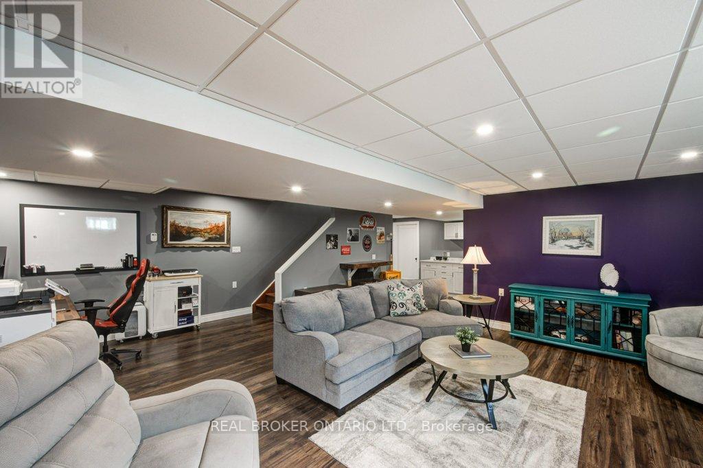25 Pickett Court N, West Perth (Mitchell), Ontario  N0K 1N0 - Photo 22 - X12444201