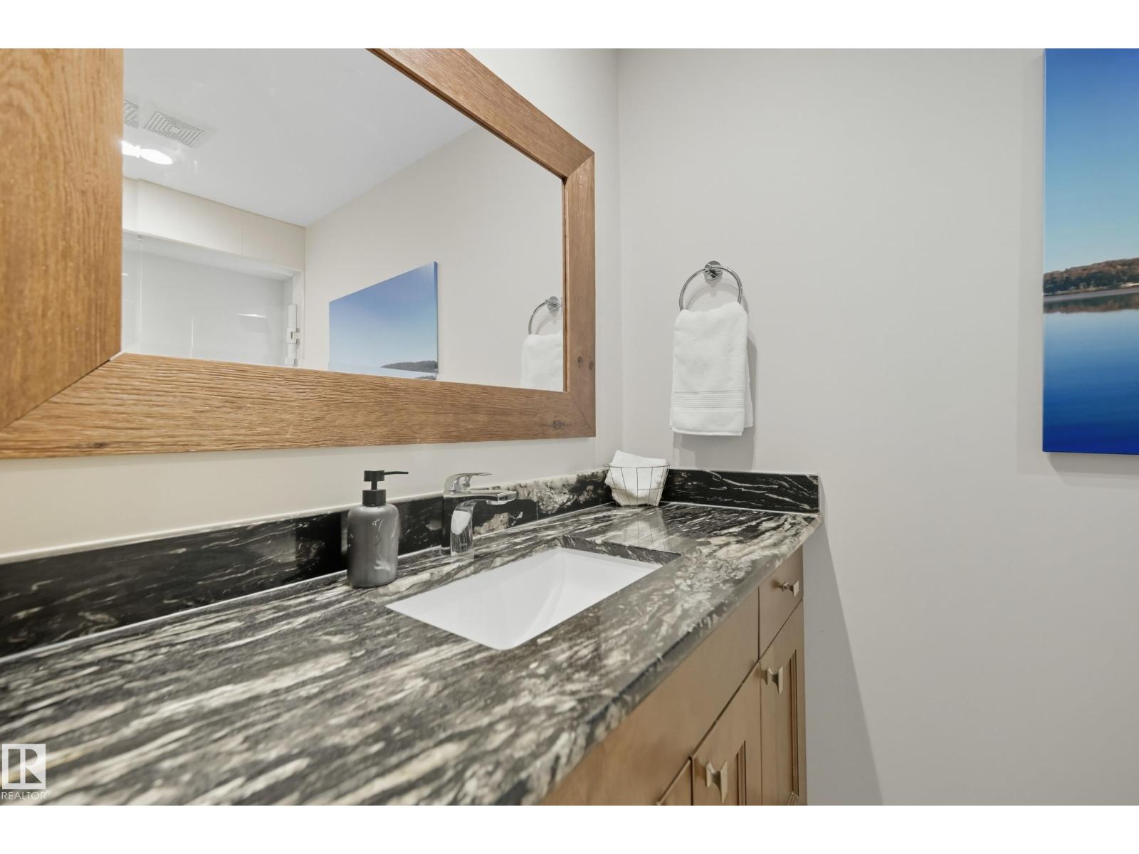 12408 39 Av Nw, Edmonton, Alberta  T6J 0N2 - Photo 17 - E4460760