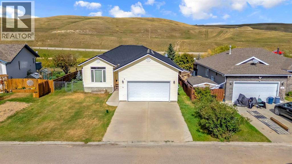 20 Cambridge Drive, Carbon, Alberta