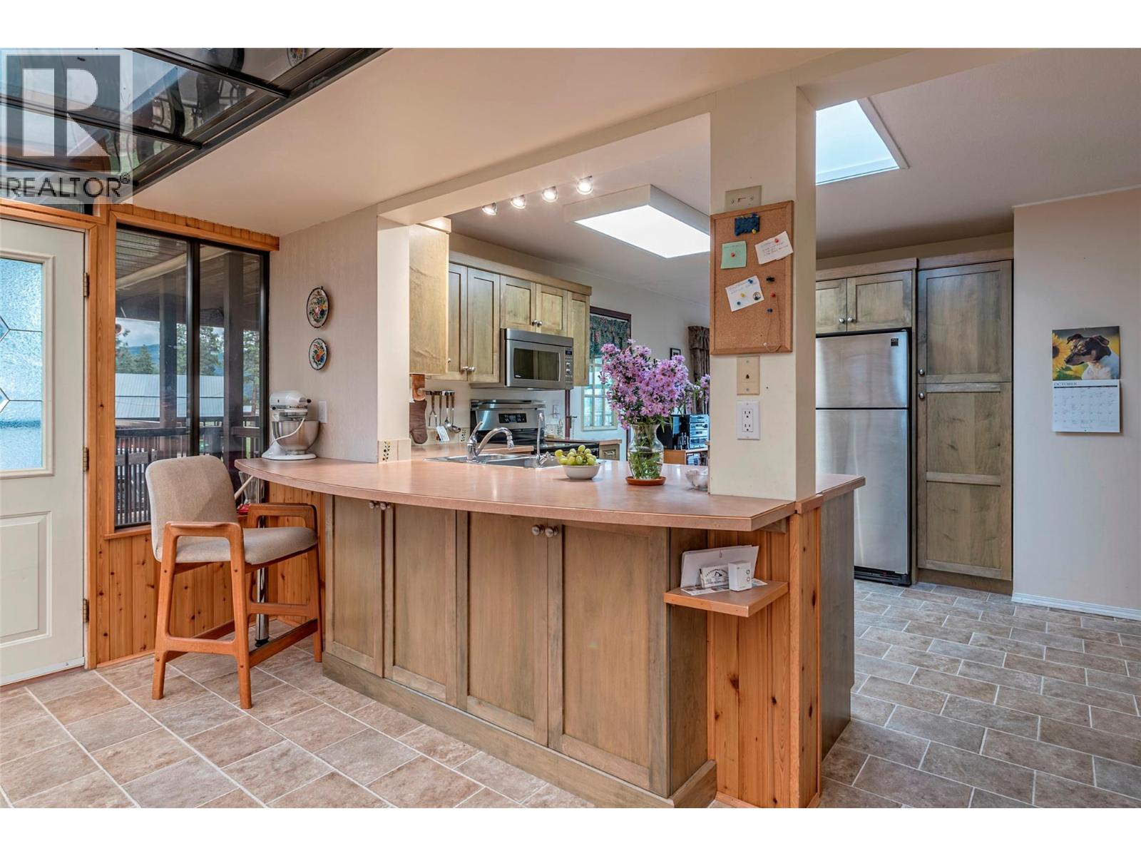 2150 Rashdale Road, Spallumcheen, British Columbia  V0E 1B4 - Photo 10 - 10364890