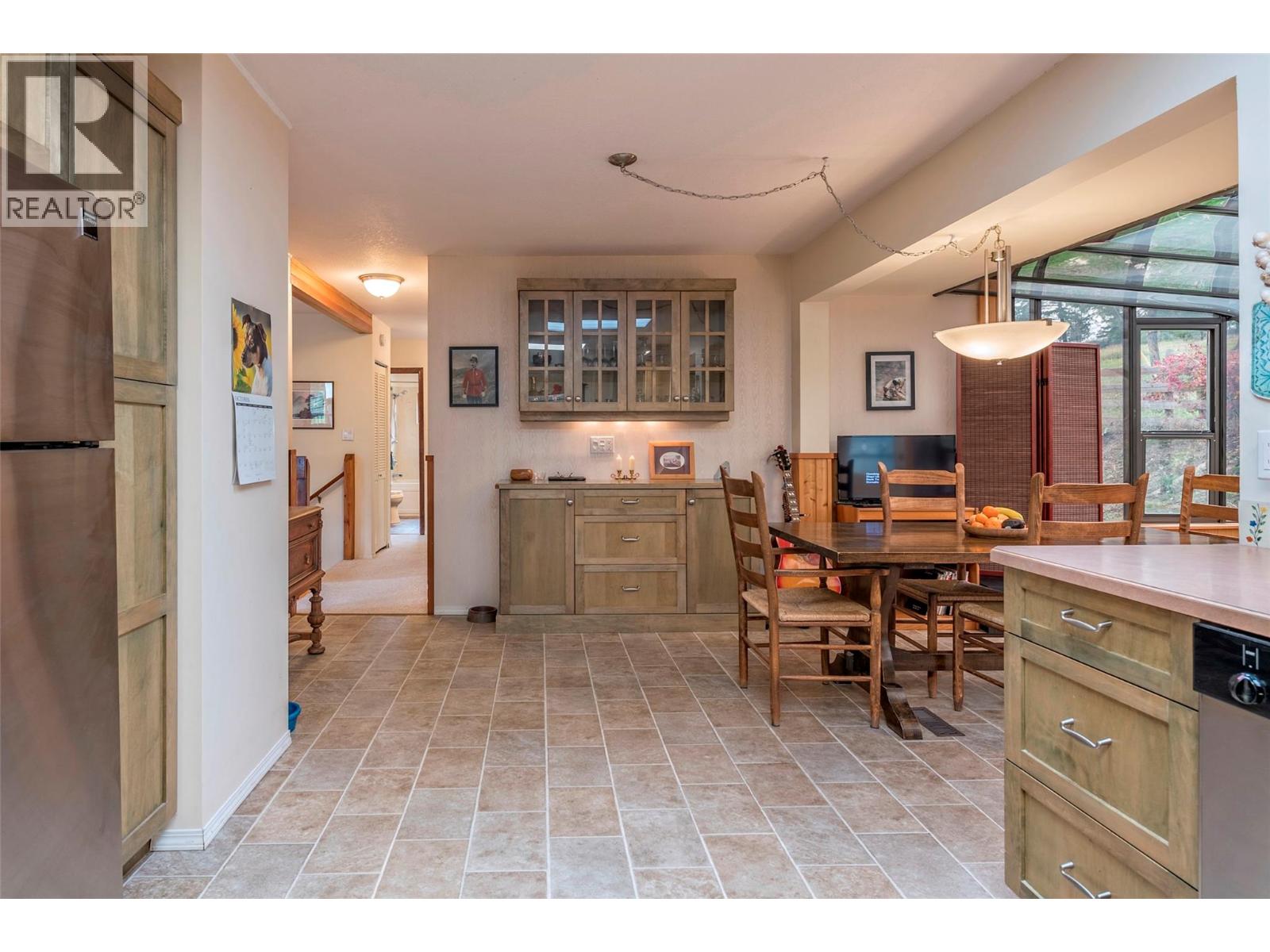 2150 Rashdale Road, Spallumcheen, British Columbia  V0E 1B4 - Photo 6 - 10364890
