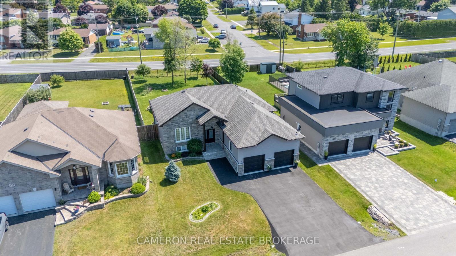 38 Abagail Crescent, South Stormont, Ontario  K0C 1M0 - Photo 3 - X12444227