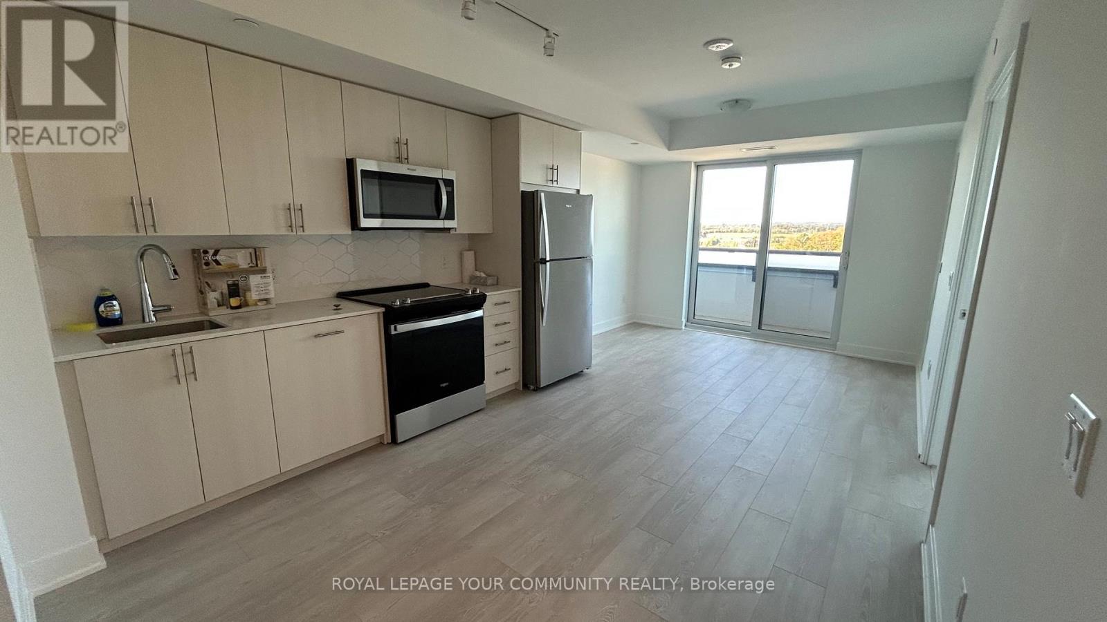1032 - 2545 Simcoe Street, Oshawa, Ontario  L1L 0W3 - Photo 8 - E12442647