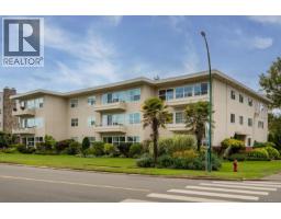 301 1318 Beach Dr South Oak Bay