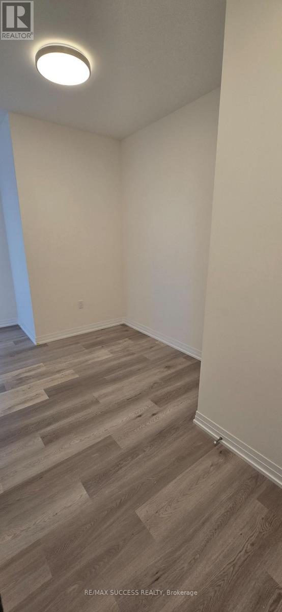 708 - 15 Watergarden Drive, Mississauga, Ontario  L5R 1B2 - Photo 9 - W12424702