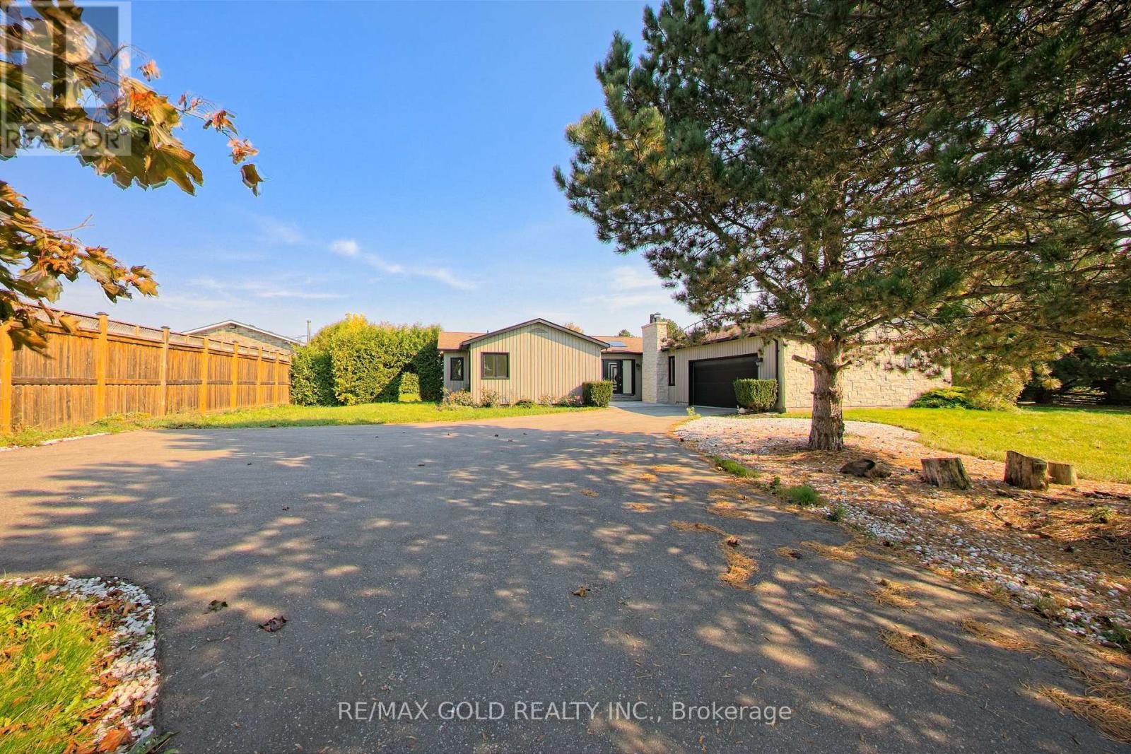 14399 Kennedy Road, Caledon, Ontario  L7C 2H4 - Photo 3 - W12167376