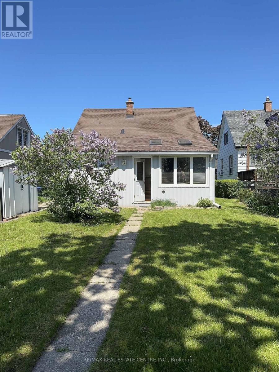 33 Jessie Street, Brampton, Ontario  L6Y 1L5 - Photo 11 - W12443549
