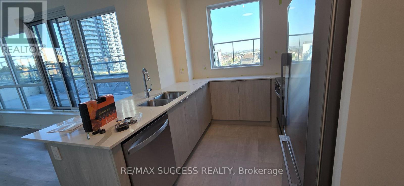 708 - 15 Watergarden Drive, Mississauga, Ontario  L5R 1B2 - Photo 17 - W12424702