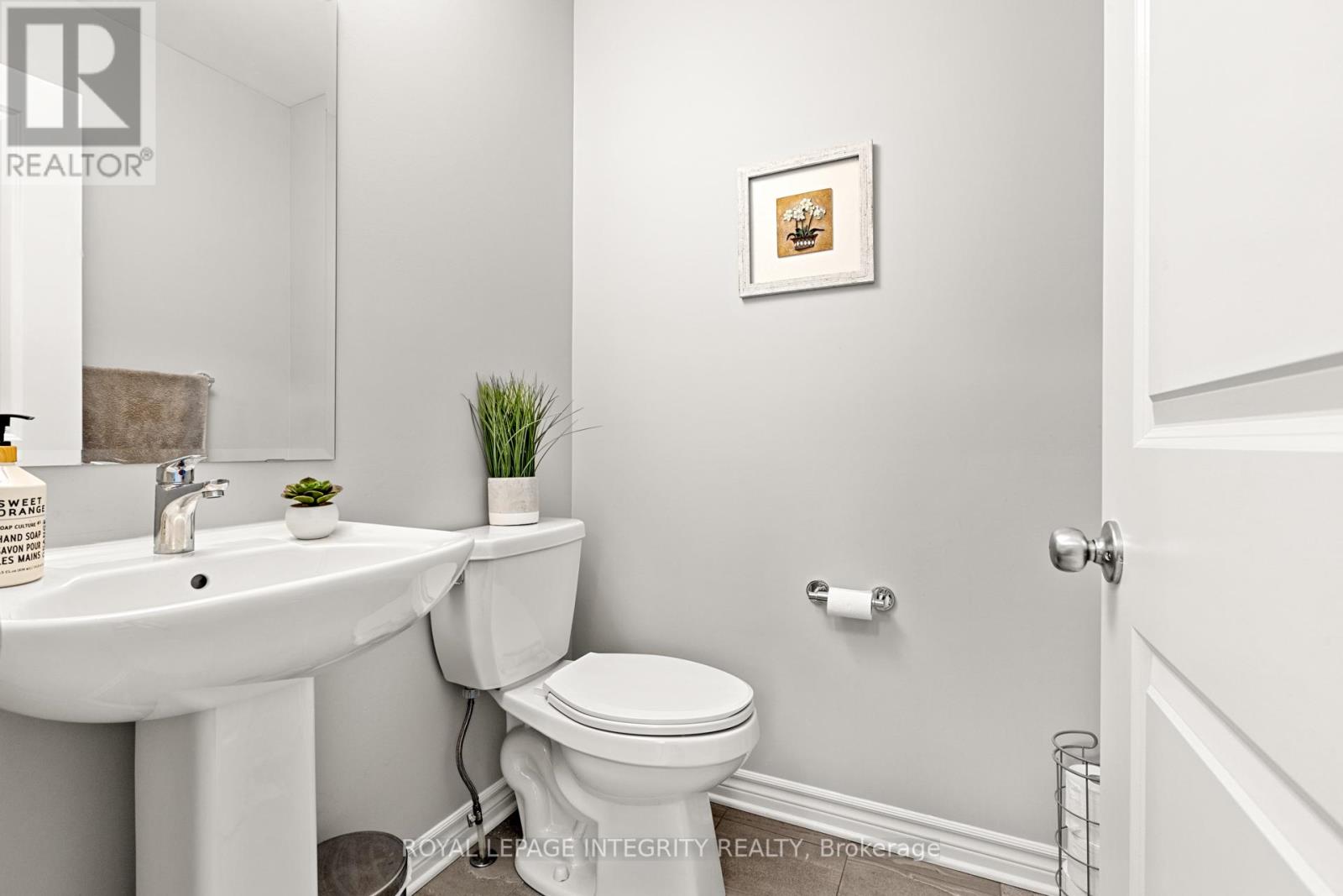 526 Jackdaw Avenue, Ottawa, Ontario  K2J 6M8 - Photo 15 - X12443215