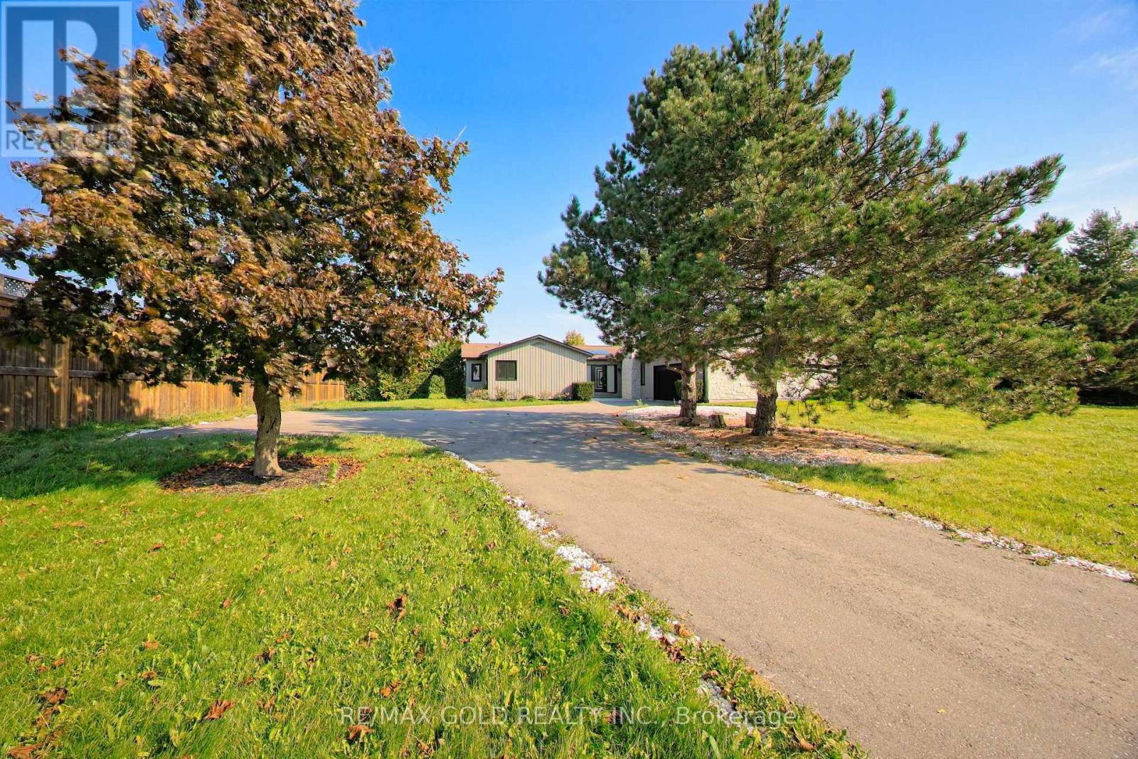 14399 Kennedy Road, Caledon, Ontario  L7C 2H4 - Photo 2 - W12167376