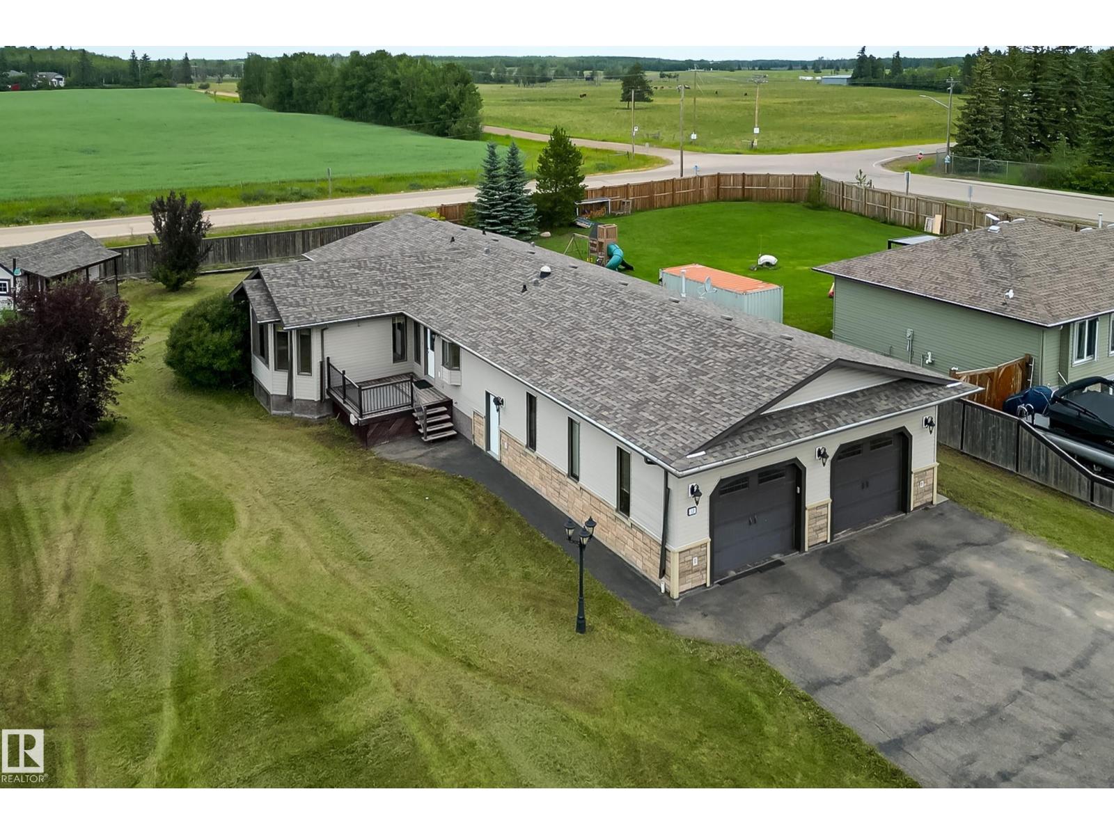 12 Falcon Drive, New Sarepta, Alberta  T0B 3M0 - Photo 2 - E4460669