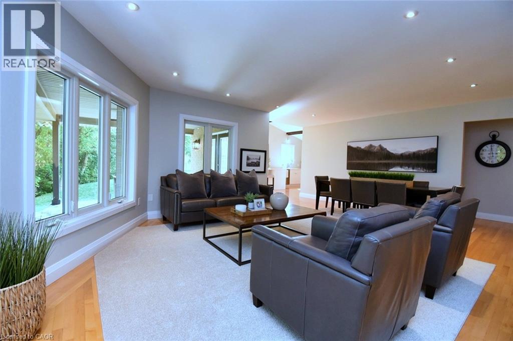 206 Dumbarton Avenue, Hamilton, Ontario  L8K 5C3 - Photo 10 - 40774506