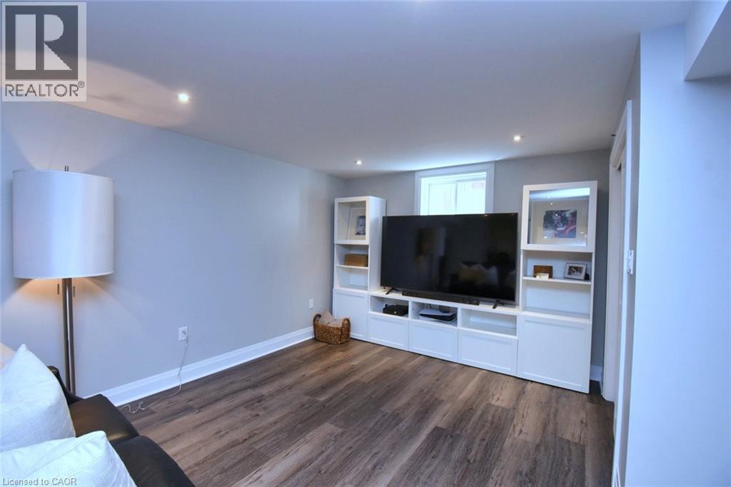 206 Dumbarton Avenue, Hamilton, Ontario  L8K 5C3 - Photo 32 - 40774506