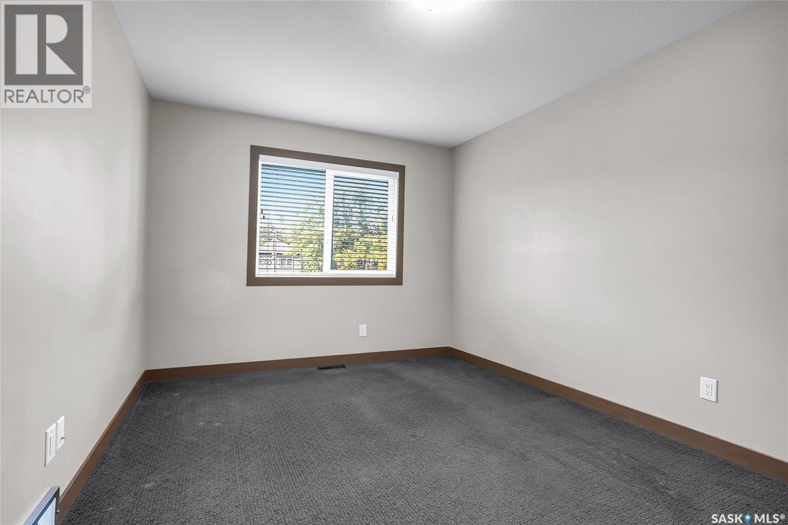115 2nd Street E, Saskatoon, Saskatchewan  S7H 1N3 - Photo 28 - SK020077