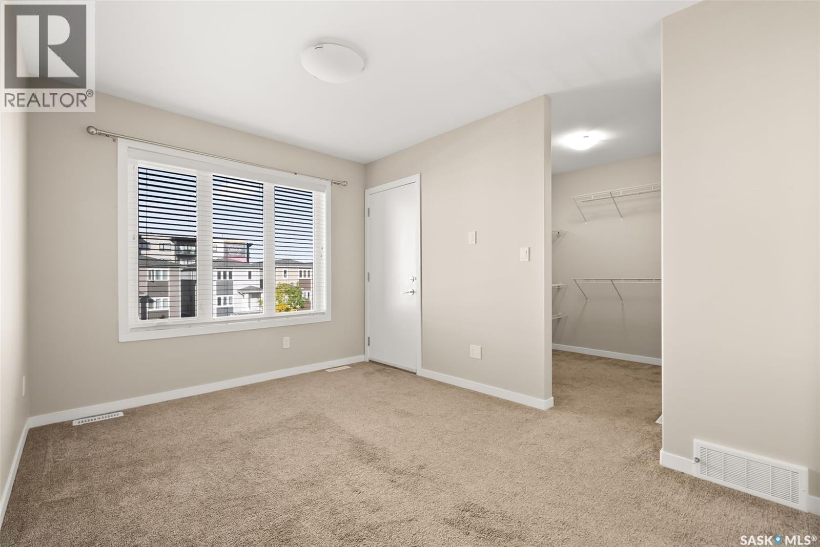 3917 James Hill Road, Regina, Saskatchewan  S4W 0N8 - Photo 16 - SK020064