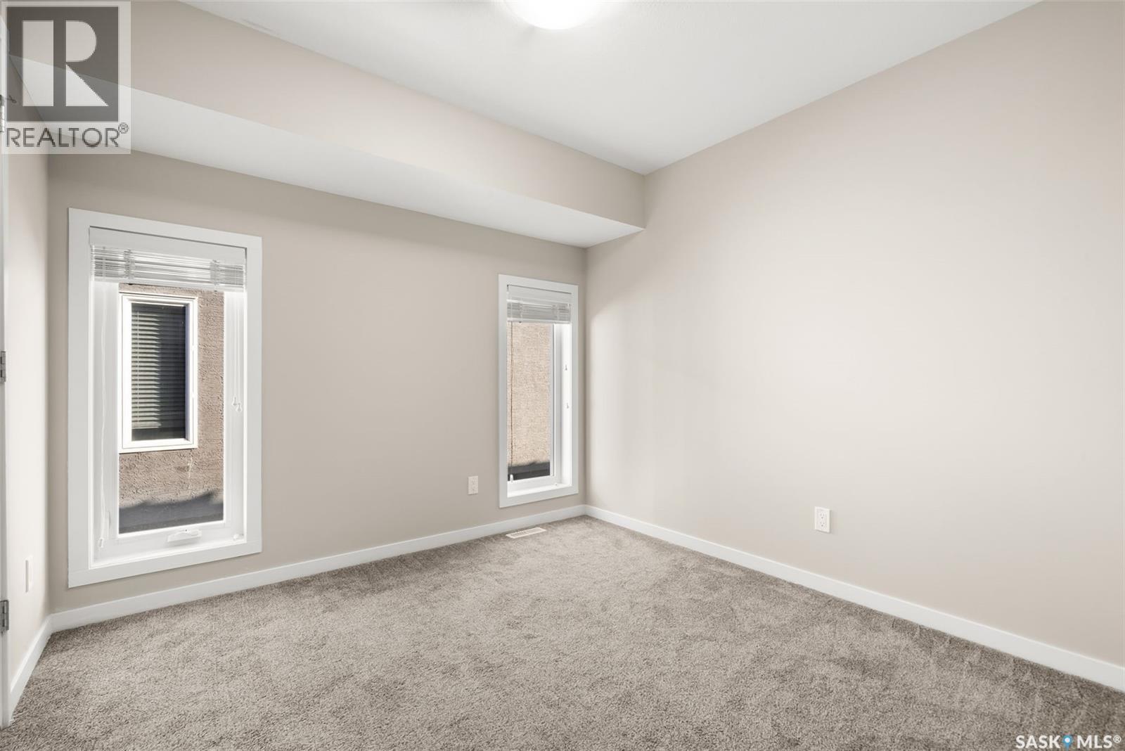 3917 James Hill Road, Regina, Saskatchewan  S4W 0N8 - Photo 21 - SK020064