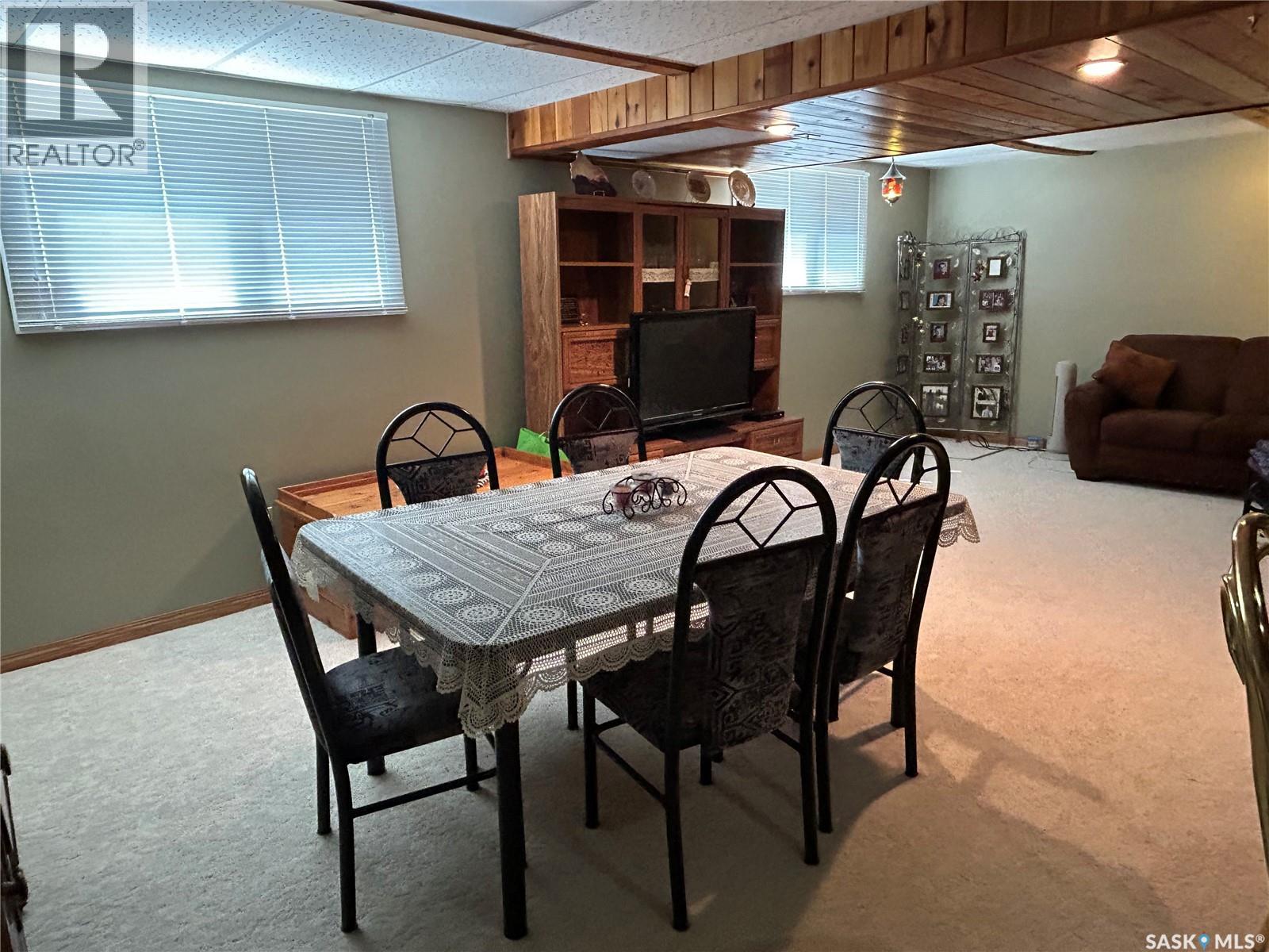 209 Taylor Street, Bienfait, Saskatchewan  S0C 0M0 - Photo 29 - SK020058