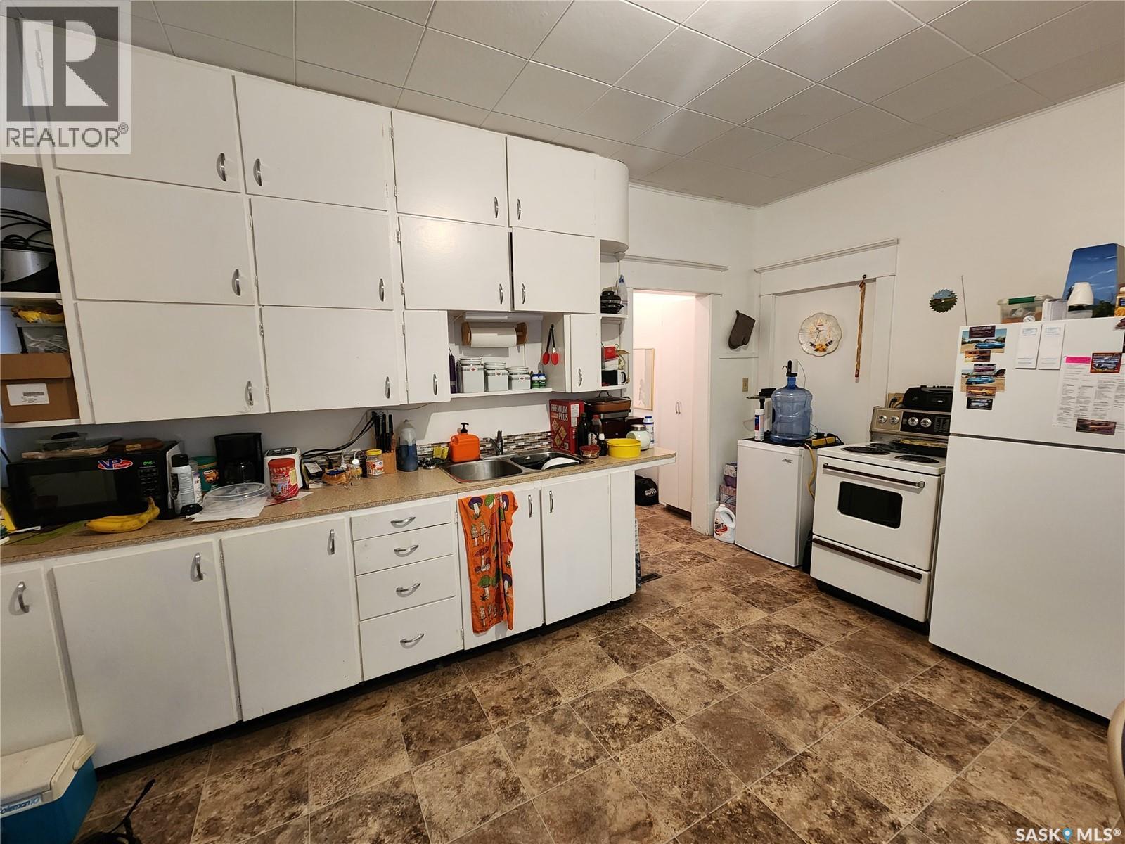 5 Prairie Avenue, Weyburn, Saskatchewan  S4H 0K9 - Photo 10 - SK020038